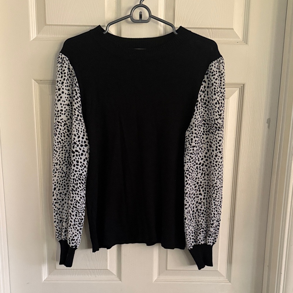 89th & Madison Black and White Sweater